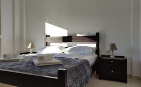 Ionia Apartments